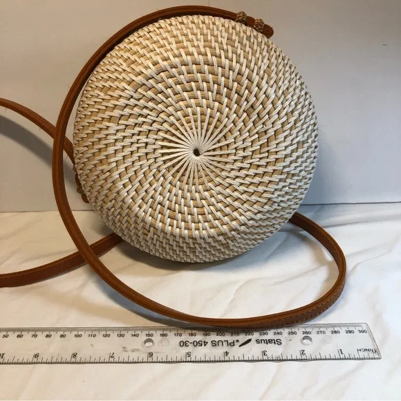 Round Rattan Bag White Handmade Crossbody Bag with Synthetic Leather Straps - Picture 10 of 10